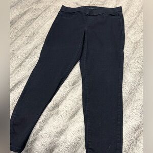 Cute barely used navy jegging